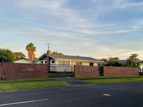 32 Clematis Avenue, Pukete, Hamilton