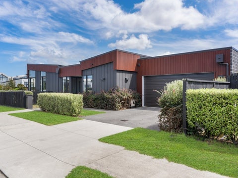 1 Gallantry Crescent, Papakura, Papakura