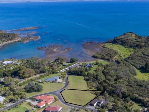 271 State Highway 10, Cable Bay