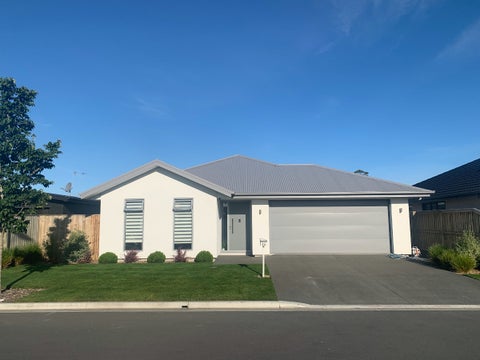 26 Tara Crescent, Woodend, Woodend