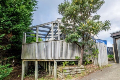 10 Frances Street, Waikanae Beach, Waikanae