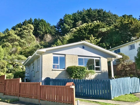 25 Turriff Crescent, Tawa, Wellington