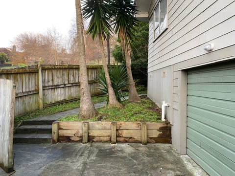 98 Reynella Drive, Massey, Auckland
