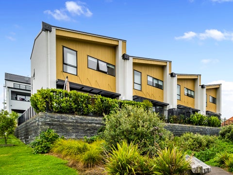 10 Frances Bryers Road, Hobsonville, Auckland