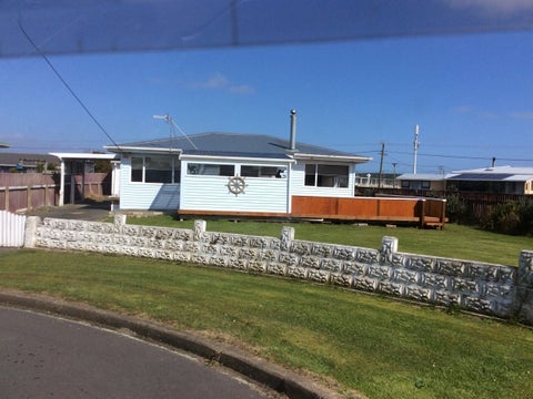 62 Edinburgh Terrace, Foxton Beach, Foxton