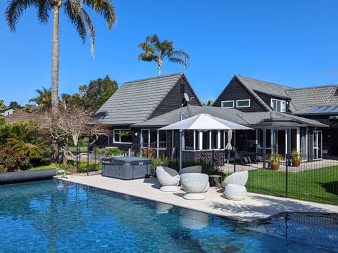10 Avocado Lane, Bethlehem, Tauranga