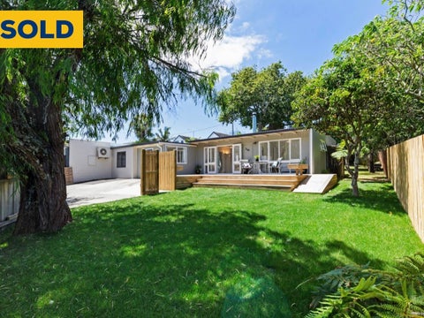 2/6A Manuka Road, Glenfield, Auckland