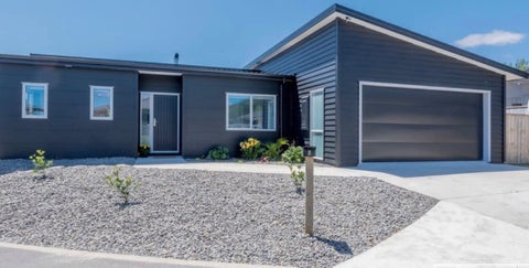 5 Aqua Way, Paraparaumu