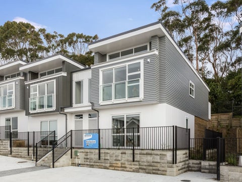 13 Tai LANE, Whitby, Porirua