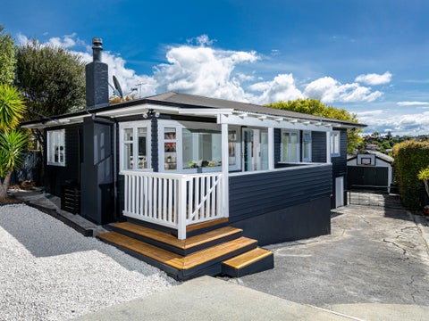 109 Browns Bay Road, Browns Bay, Auckland
