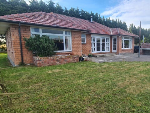 664 Depot Road, Burnt Hill, Oxford