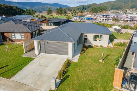 51 Brian Morgan Terrace, Wainuiomata, Lower Hutt