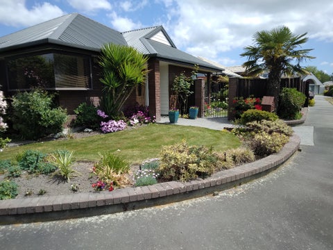 1 Goodall Place, Redwood, Christchurch