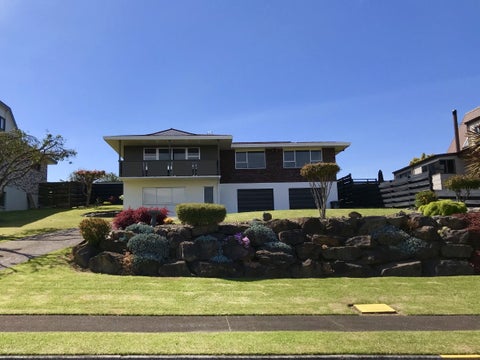 10 Flinders Place, Welcome Bay, Tauranga