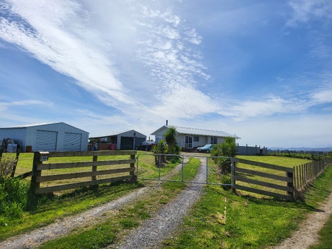 304 Hokio Beach Road, Hokio Beach, Levin