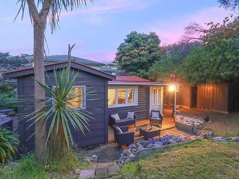 2/10 Whyte Street, Paraparaumu Beach, Paraparaumu