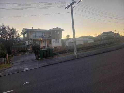 2 Ocean Beach Street, Foxton Beach, Foxton