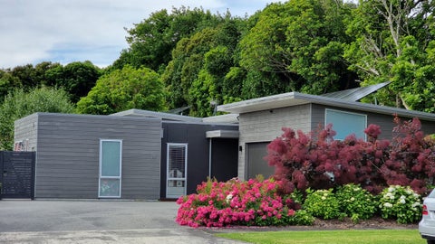 74 Nimmo Avenue East, Waikanae