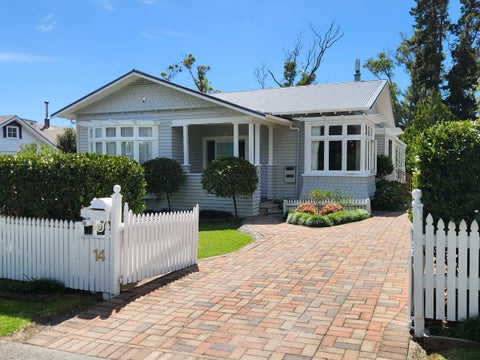 14 Beachlands Road, Beachlands, Auckland