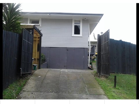 1/118 Triangle Road, Massey, Auckland