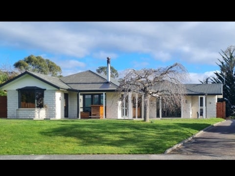 23 Cashmere Drive, Fitzherbert, Palmerston North