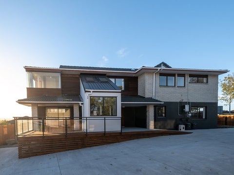 54 Redoubt Road, Clover Park, Auckland