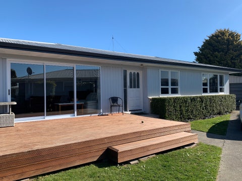 17 Foster Terrace, Onekawa, Napier