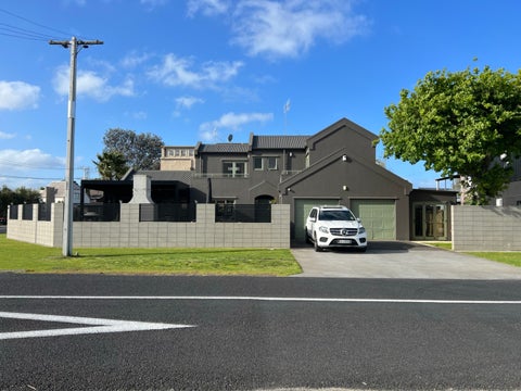401A Williamson Road, Whangamata