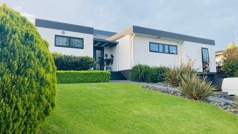 11 Garden Heights Avenue, Glenview, Hamilton