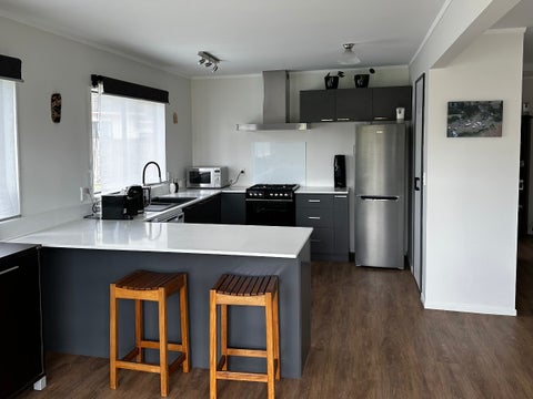 13 Atarau Grove, Paraparaumu