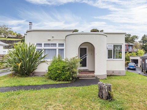 7 Roy Street, Tawa, Wellington