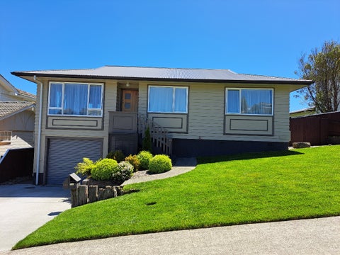 33 Timaru Grove, Kelson, Lower Hutt