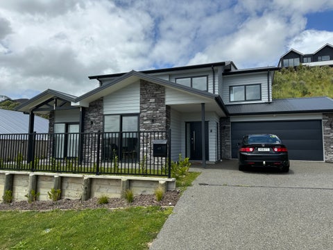 47 Ken Douglas Drive, Aotea, Porirua