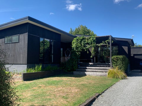 123 Clarendon Terrace, Woolston, Christchurch