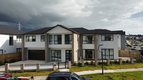 9 Cloonlyon Drive, Flat Bush, Auckland