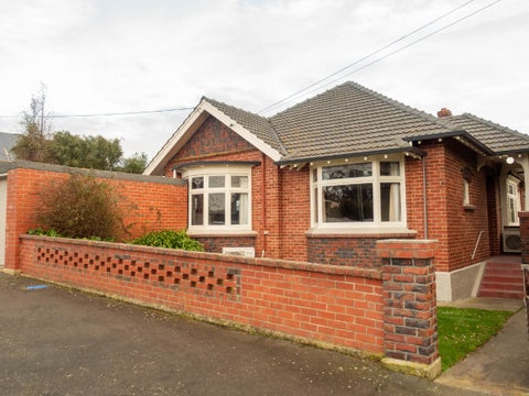 32 Magnetic Street, Port Chalmers, Dunedin