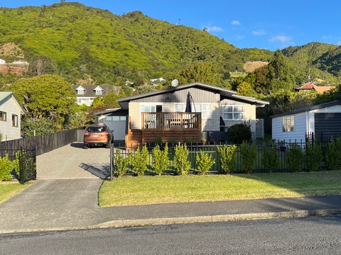 29 Huia Street, Waikanae