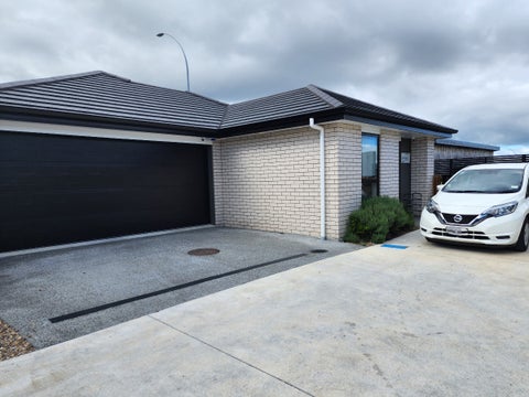 8/1 North Ridge Drive, Rototuna North, Hamilton