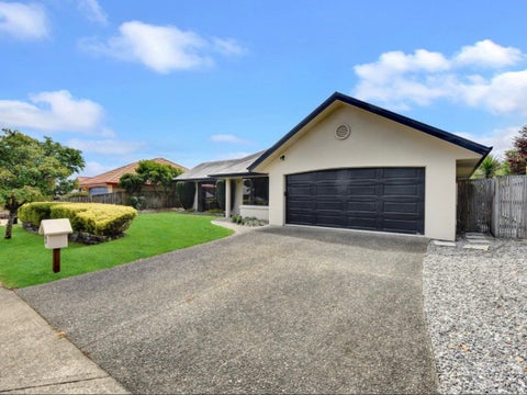 9 Ashdonleigh Grove, Stoke, Nelson