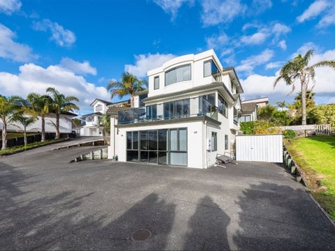 20 Strathnaver Crescent, Lynfield, Auckland