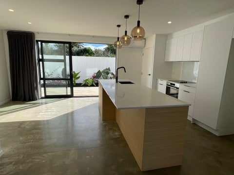 26F Brennan Avenue, Te Atatū Peninsula, Auckland