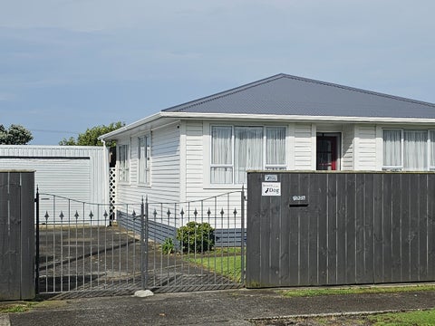 132A Broadway, Waitara, Waitara