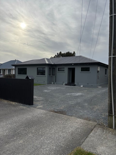 82 Chaucer Street, Milton, Milton