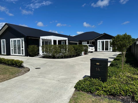14 Riverhead Point Drive, Riverhead, Riverhead
