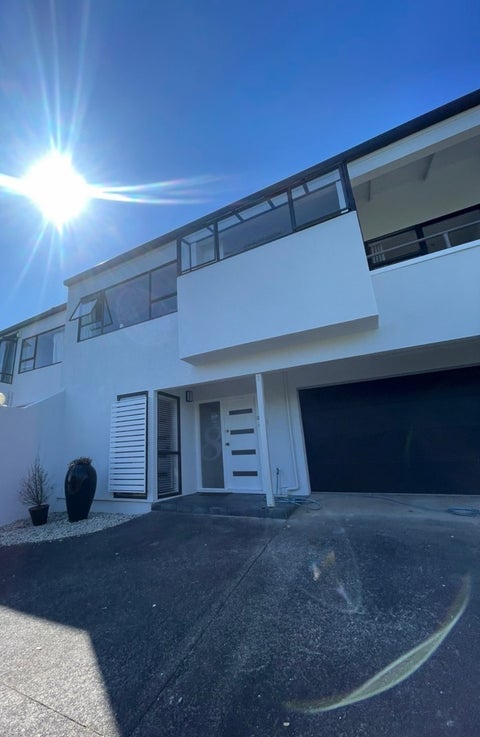 1/8 City View Terrace, Birkenhead, Auckland