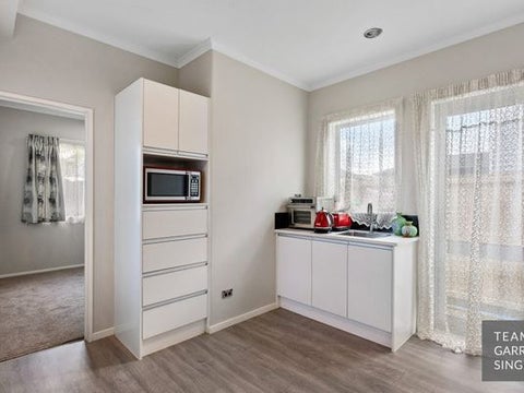 16 Carrickdawson Drive, Flat Bush, Auckland