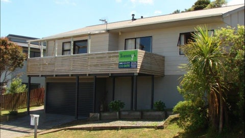 10 The Bollard, Whitby, Porirua