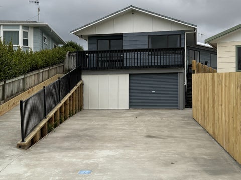 7 Ross Grove, Paraparaumu