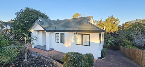 10 Cayman Place, Unsworth Heights, Auckland