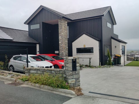 8 Lighter Place, Flagstaff, Hamilton